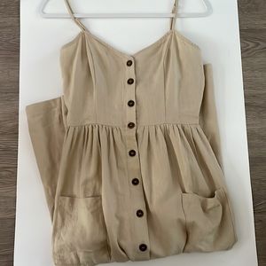 NWT linen dress with pockets
